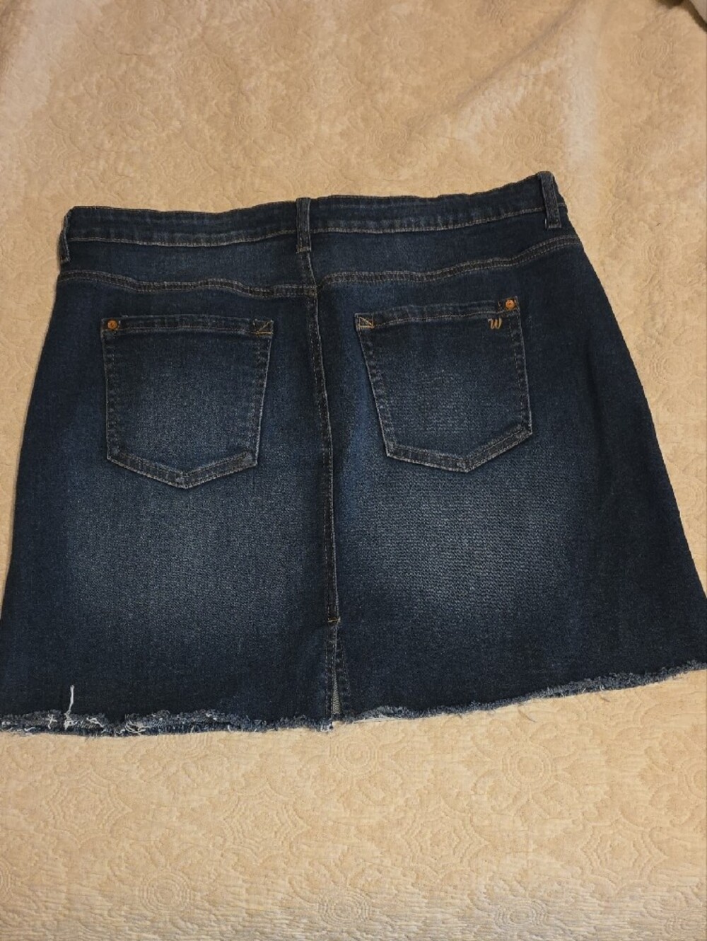 Wallflower Dark Blue Denim Mini Skirt with Frayed Hem - Picture 2 of 5